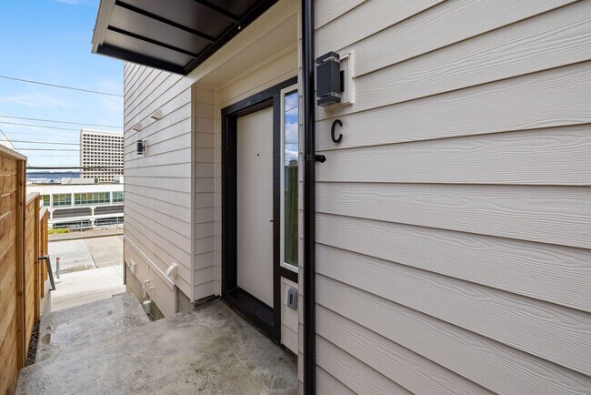 Building Photo - New Construction DownTown Tacoma - Great CityScape Views! ONE MONTH FREE RENT WITH 12 MONTH LEASE