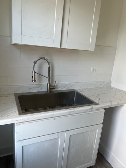 Building Photo - 21 Winthrop St