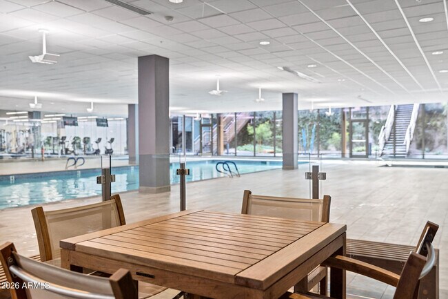 Building Photo - 7161 E Rancho Vista Dr