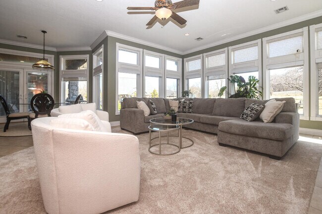 Building Photo - 21685 Merion Ct