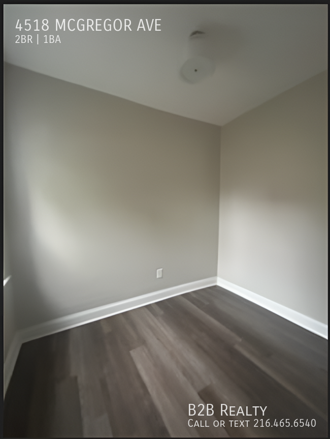 Building Photo - Comfortable 1-Bedroom with a Small Multi-P...