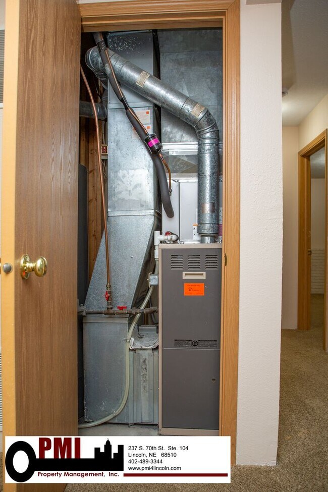 Building Photo - 1738 N 27th St