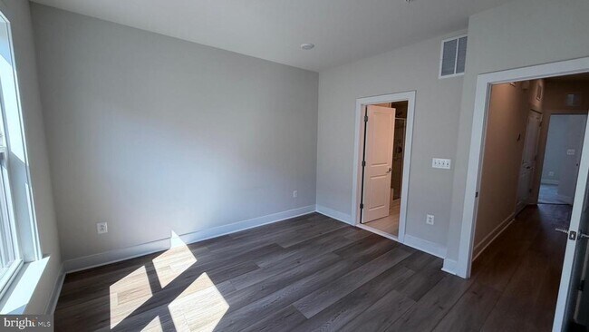 Building Photo - 12742 Verdant Wy