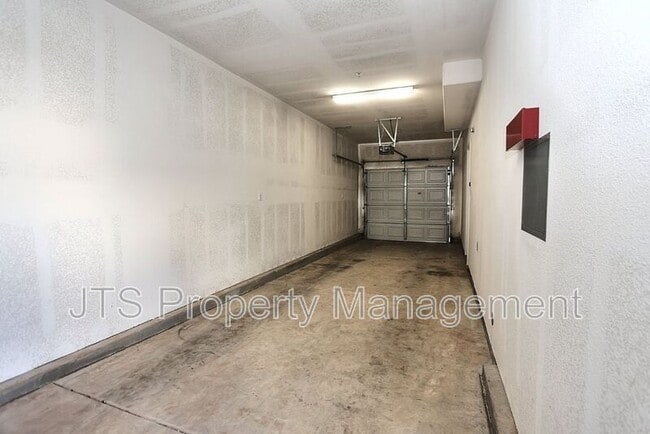 Building Photo - 2488 Ben Ali Wy
