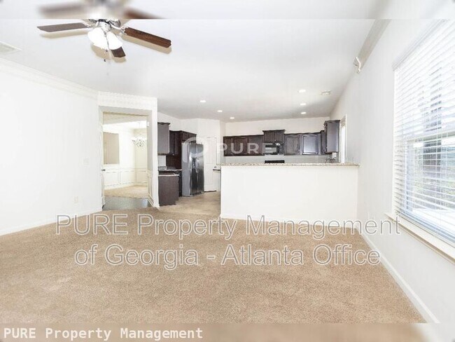 Building Photo - 840 Pine Arbor Ln