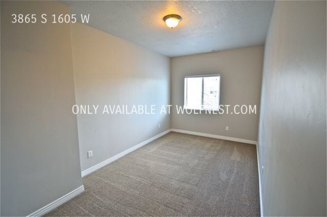 Building Photo - Gorgeous 3 Bedroom West Valley Townhome! N...