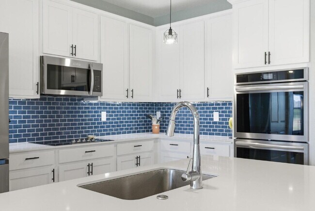 Building Photo - Wexford Reserve