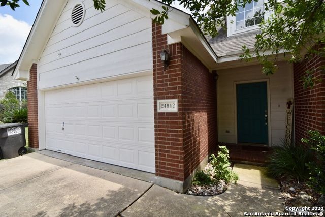 Building Photo - 24942 Crescent Trace