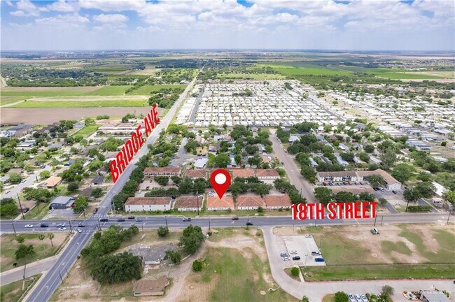 Building Photo - 604 Buena Vista Dr