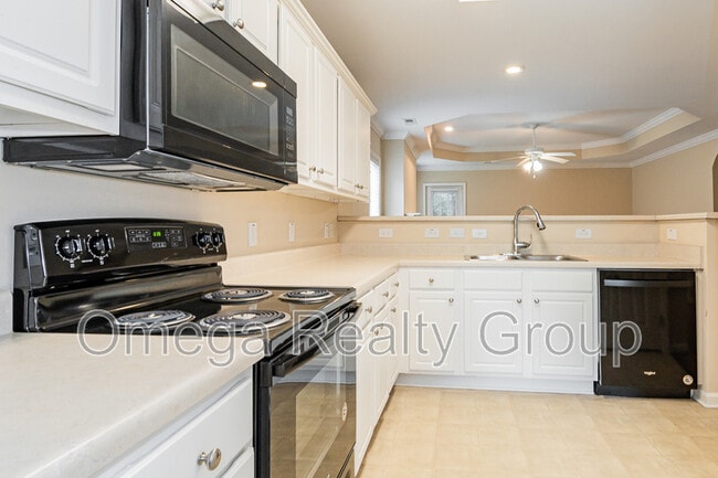 Building Photo - 177 Springdale Dr