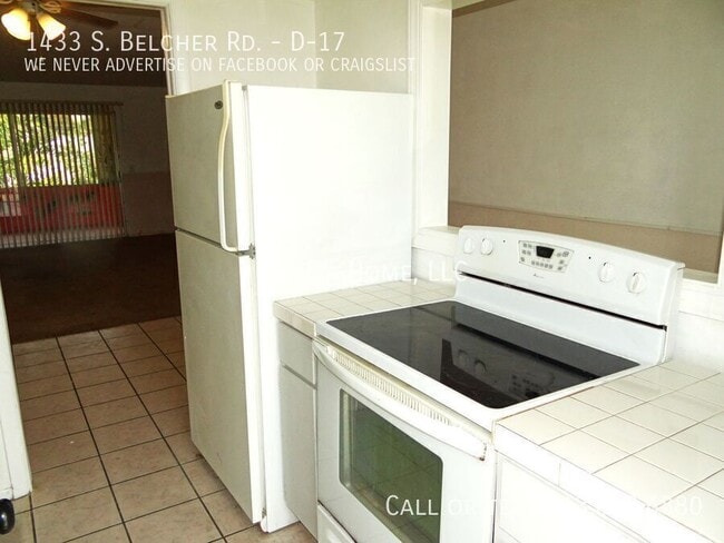 Building Photo - 1433 S Belcher Rd