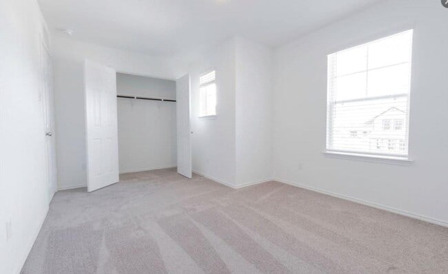 Building Photo - 1625 Brimhurst Dr