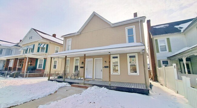 Building Photo - 233-235 Centennial Avenue