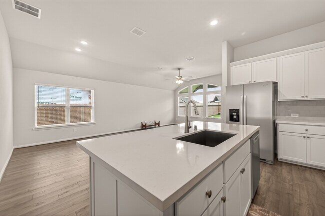 Building Photo - 6123 Severson Lake Ct