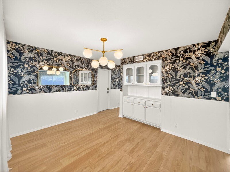 Building Photo - 13626 Cerise Ave