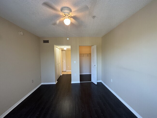 Building Photo - 3874 Lyons Rd