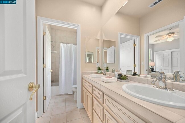 Building Photo - 111 Diablo Ranch Ct