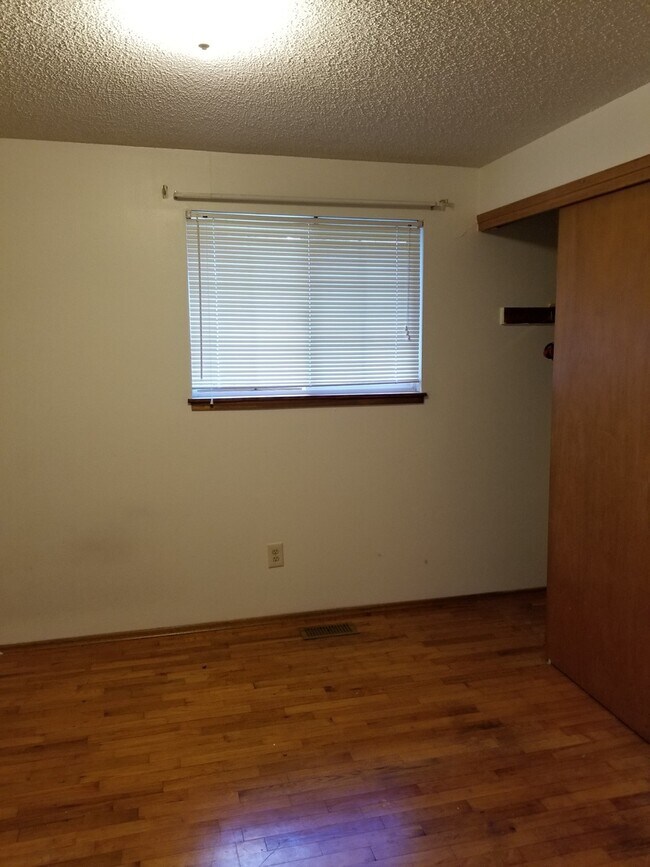 Building Photo - n226