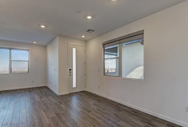 Building Photo - 1420 Song Lark Ln