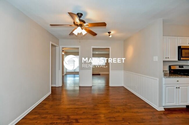 Building Photo - 12112 Eunice St