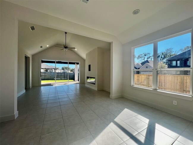 Building Photo - 10602 Blossom River Dr