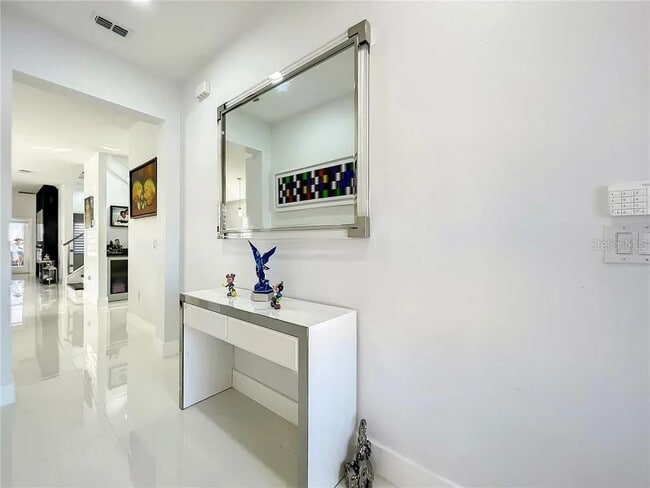 Building Photo - 2143 Camden Loop