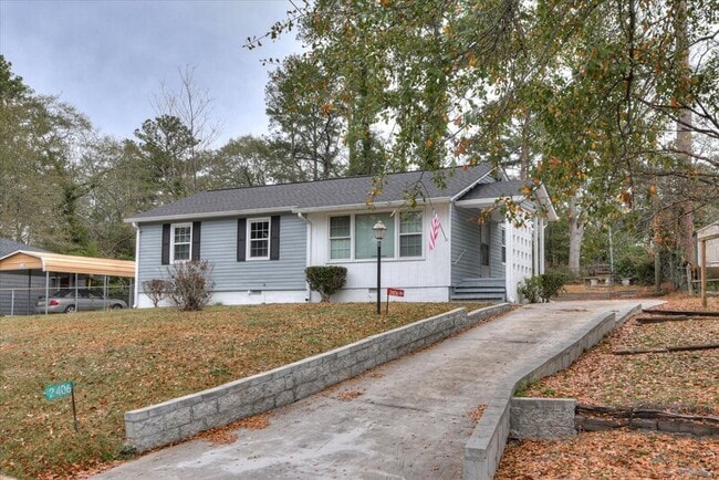 Primary Photo - 2406 Sparks Rd