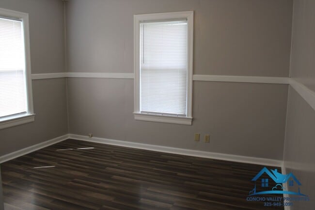 Building Photo - For Rent - 2 Bed/ 1 Bath Home in Santa Rita