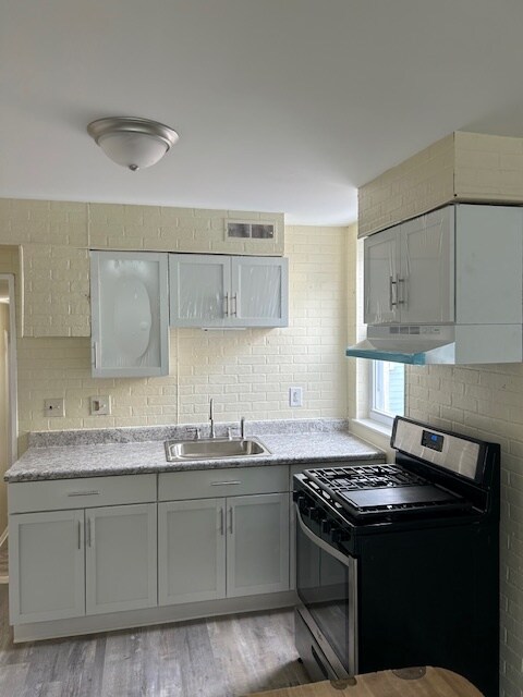 Building Photo - 408 S 9th St