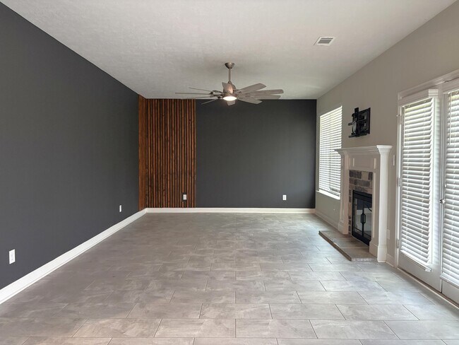 Building Photo - 5277 Copse Dr