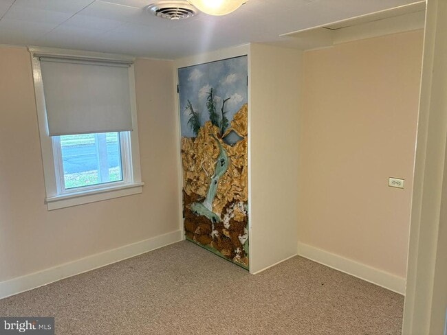 Building Photo - 3842 Old Easton Rd