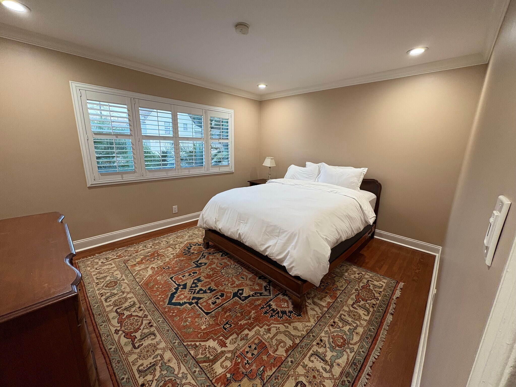 Building Photo - 5327 Valley Ridge Ave