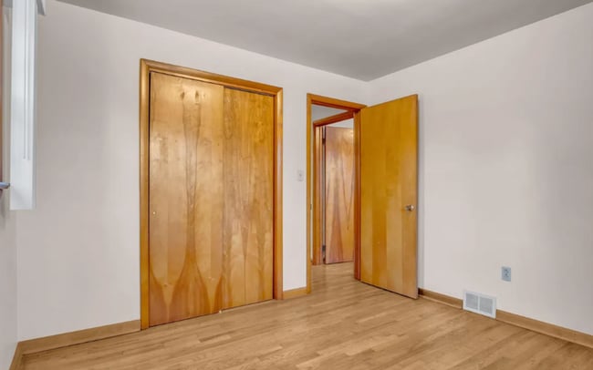 Building Photo - 4 Bedroom homestead on 6.68 acres