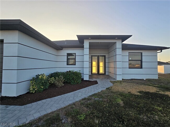 Building Photo - 2916 Nelson Rd N