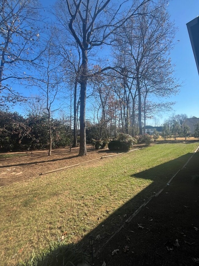 Building Photo - Beautiful 3 Bedroom 3 Bathroom Single Family Home