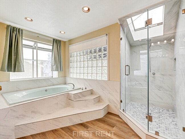 Building Photo - 13132 Laburnum Dr