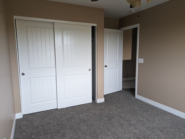 Building Photo - 21023 N Mac Neil St