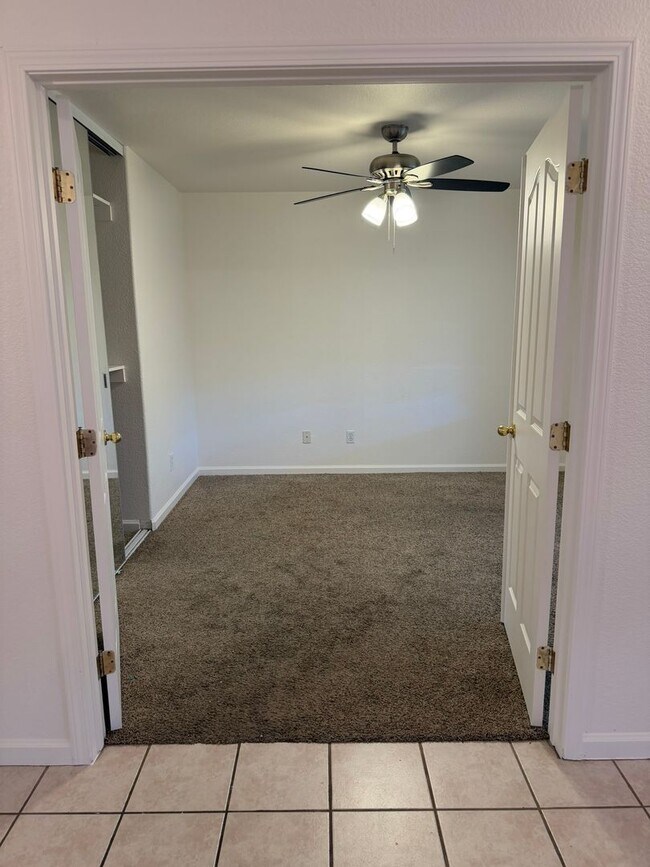 Building Photo - **PENDING** 4 Bedroom, 2 1/2 Bathroom Single Family Home In Antioch with Three Car Garage