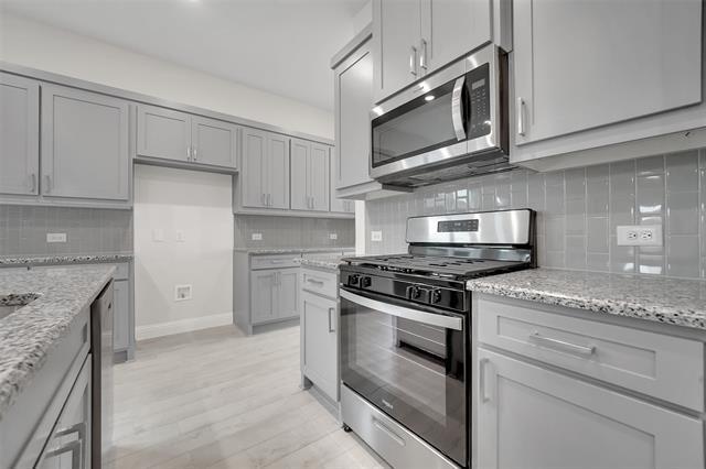 Building Photo - 3005 Bellatrino Cir
