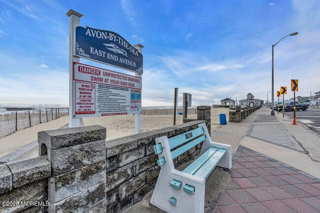 Building Photo - 809 Ocean Ave N