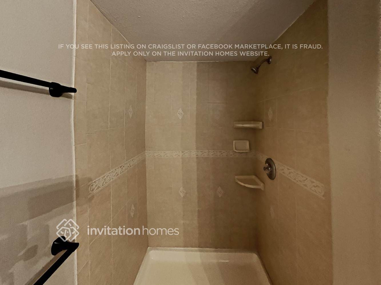 Building Photo - 5824 S Quemoy Cir