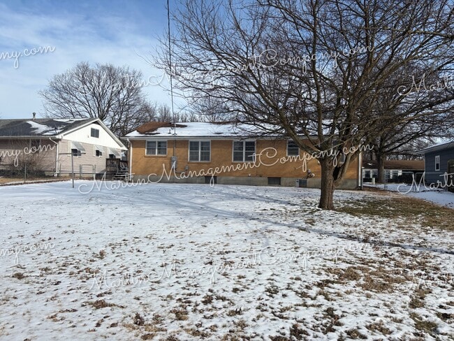 Building Photo - 1206 S Murray Ave