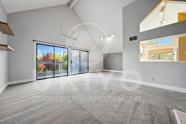 Building Photo - 4 Courageous Ct