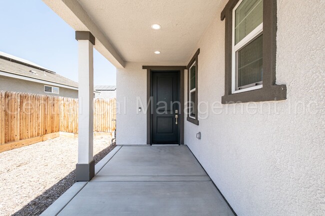Building Photo - 15810 Cole Brk Ct
