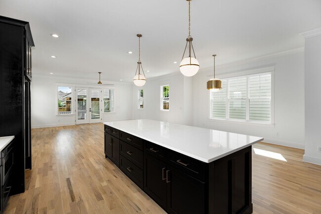 Building Photo - Beautiful home in The Nations!  4 bedrooms and 3 bathrooms in well sought after area.