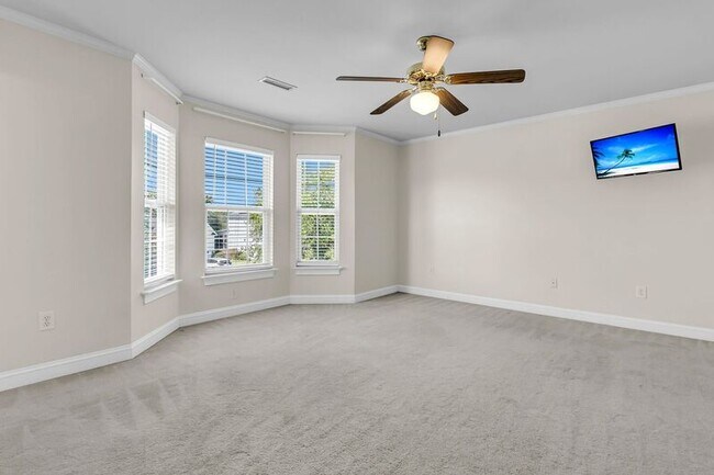 Building Photo - 1574 Ocean Neighbors Blvd