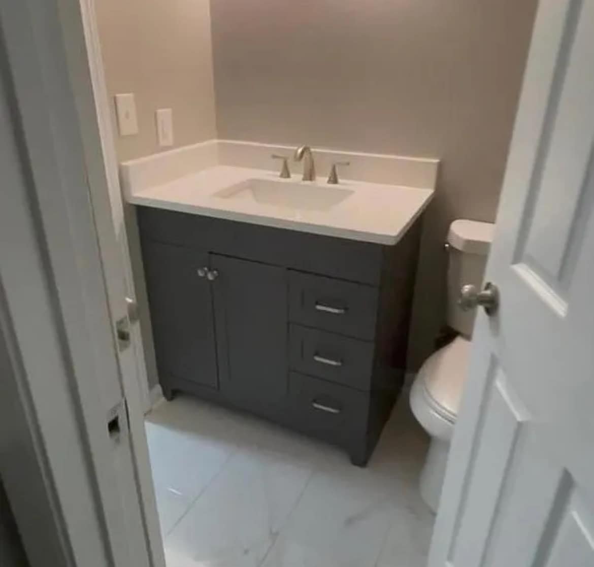 Building Photo - 7311 Cardigan Cir