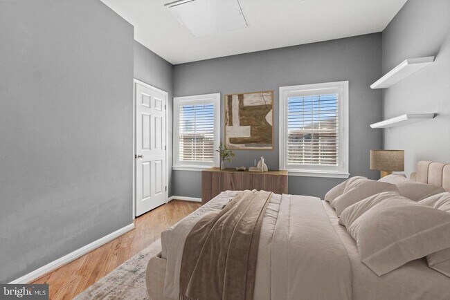 Building Photo - 12168 Chancery Station Cir