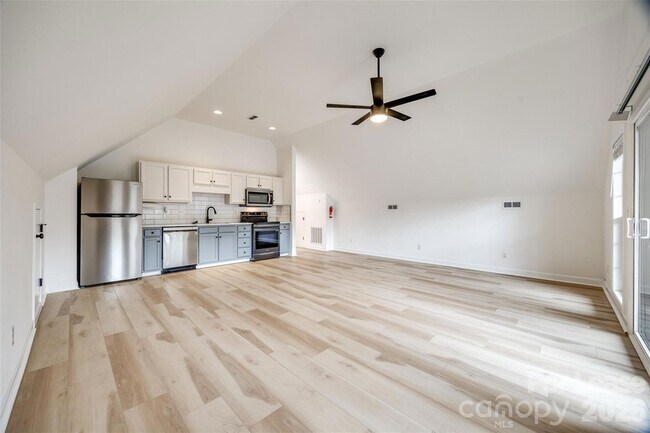 Building Photo - 5988 Quarter Mile Rd