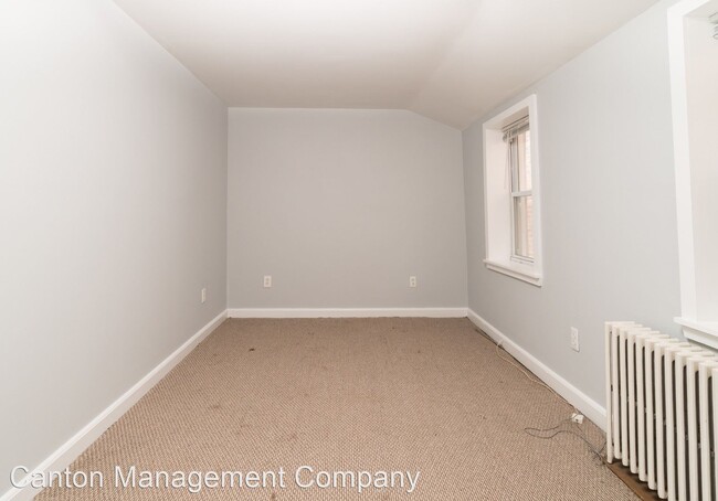 Building Photo - 3 br, 1.5 bath House - 1826 E. Lombard St.